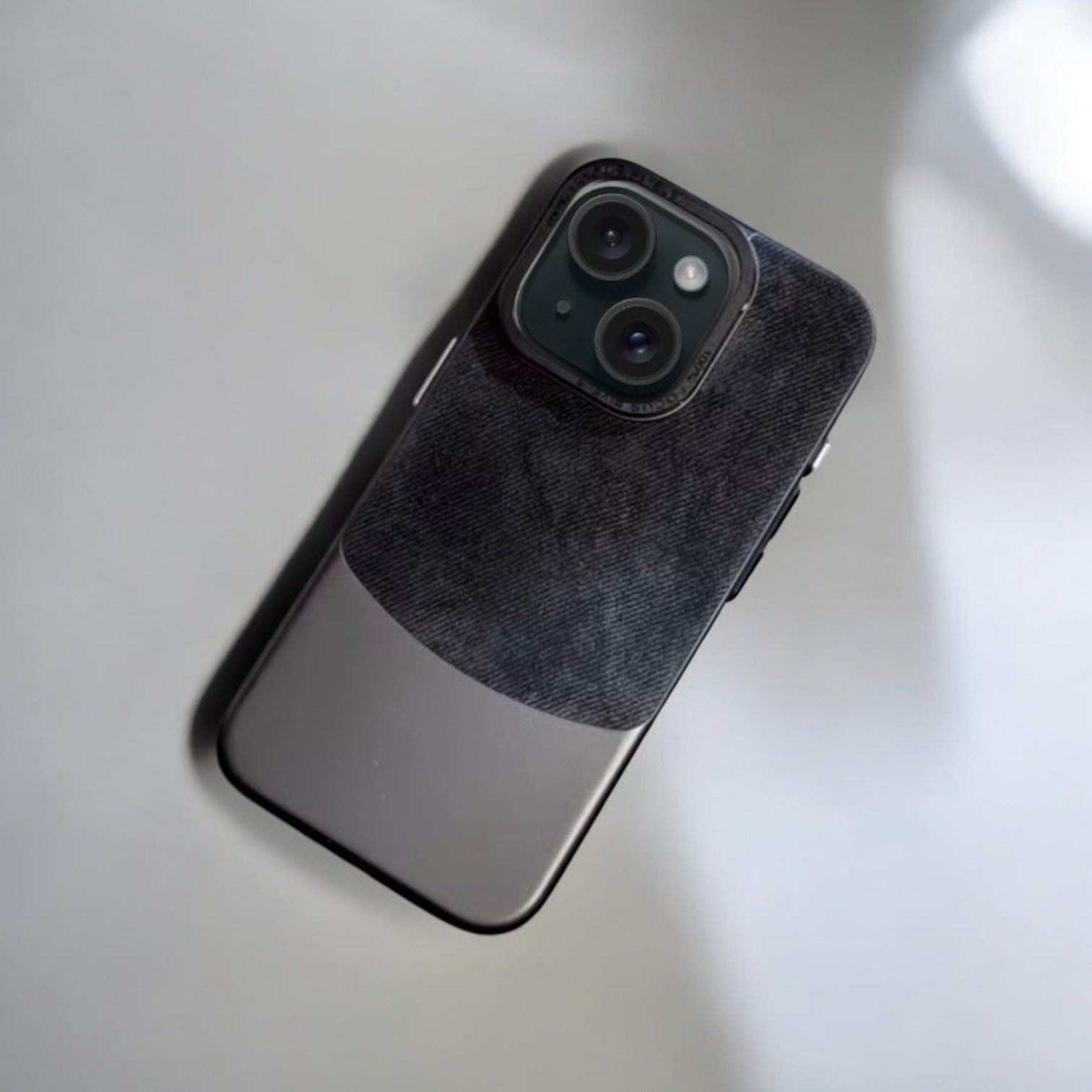 MUBI iPhone 14 Deri-Süet Dokulu Kılıf- Siyah