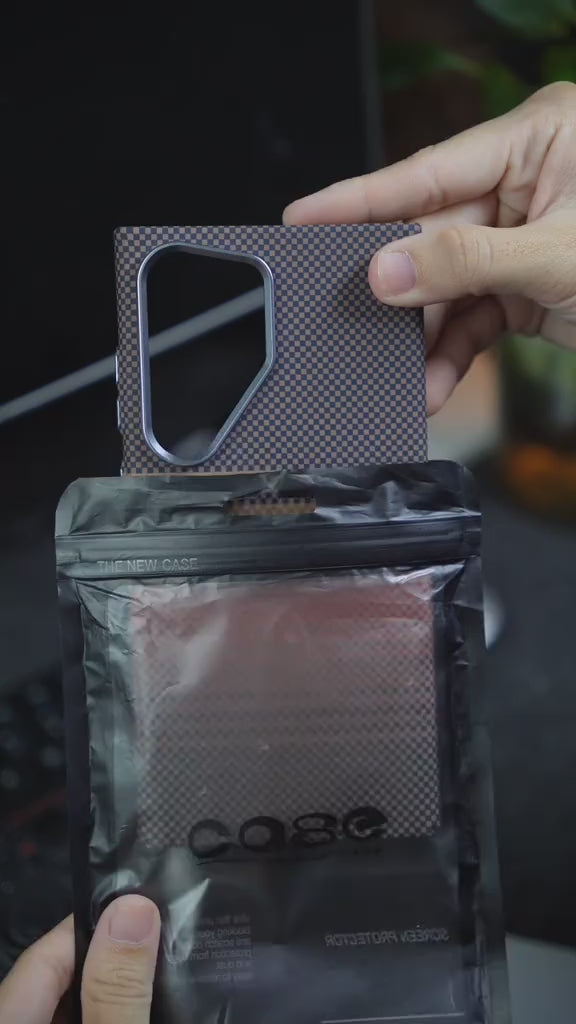 MUBI Samsung S25 Ultra MagSafeli Karbon Kılıf- Kahverengi